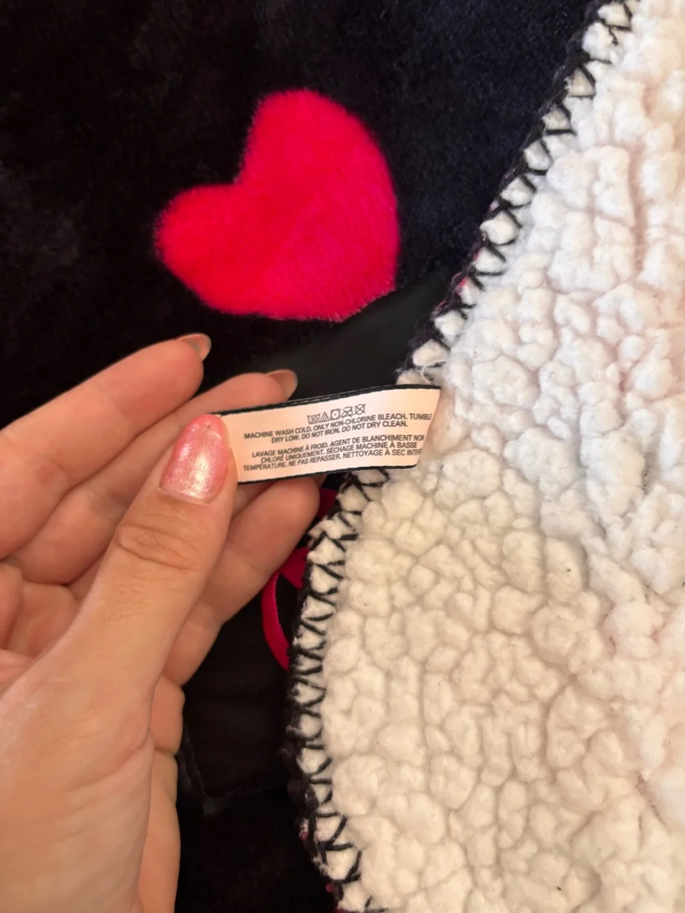 Victoria's Secret Black and Hot Pink Sherpa Throw 50 x 60 in